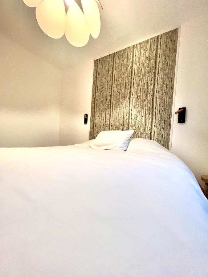 Les Suites Du Beffroi カレー エクステリア 写真